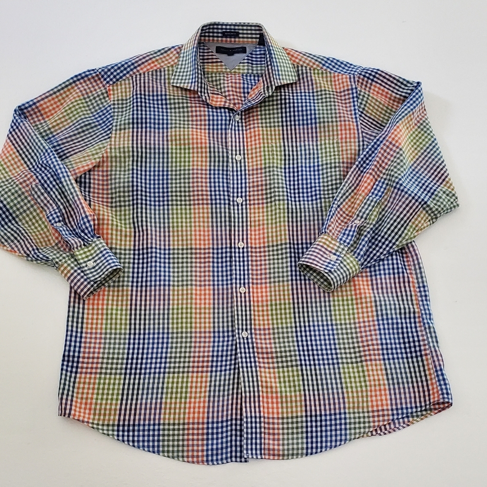 Tommy Hilfiger Mens button down shirt